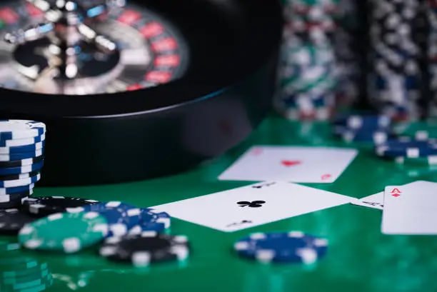 Live casino interaktif dengan dealer profesional